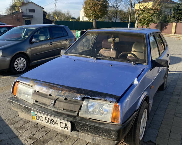 ВАЗ 2109 1990 у Львові на Automoto.ua Синій ВАЗ 2109, об'ємом двигуна 1.3 л та пробігом 100 тис. км за 420 $, фото 1 на Automoto.ua