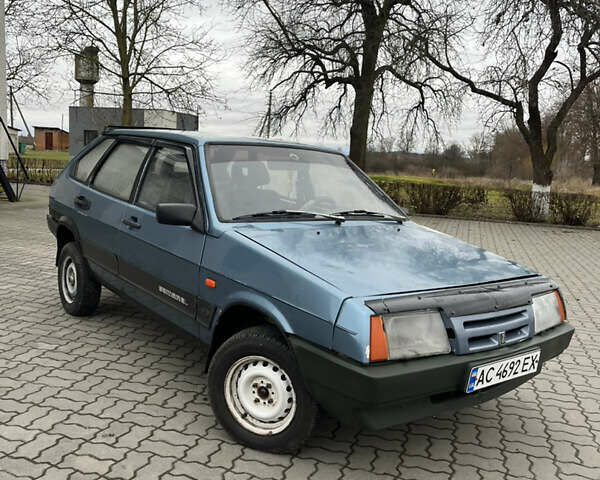 Синий ВАЗ 2109, объемом двигателя 1.3 л и пробегом 200 тыс. км за 730 $, фото 1 на Automoto.ua
