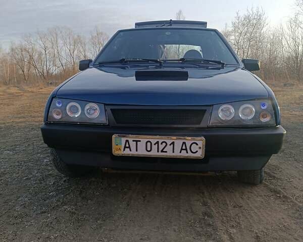 Синий ВАЗ 2109, объемом двигателя 1.3 л и пробегом 221 тыс. км за 2000 $, фото 1 на Automoto.ua
