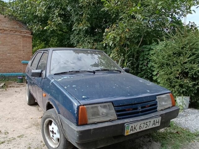 Синій ВАЗ 2109, об'ємом двигуна 1.5 л та пробігом 300 тис. км за 650 $, фото 1 на Automoto.ua