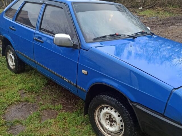 Синій ВАЗ 2109, об'ємом двигуна 1.6 л та пробігом 1 тис. км за 800 $, фото 1 на Automoto.ua