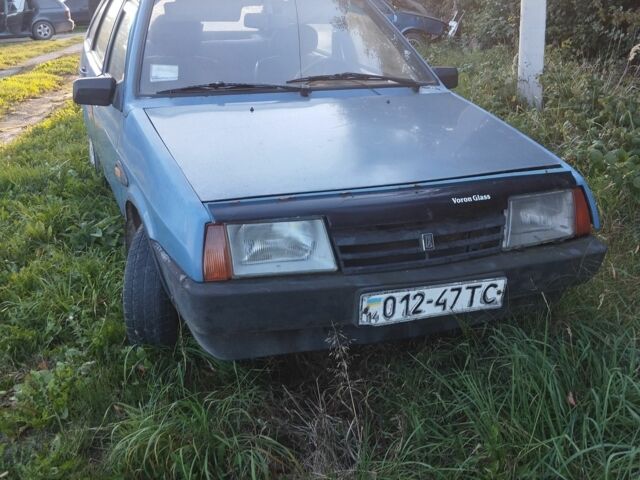 Синий ВАЗ 2109, объемом двигателя 0 л и пробегом 100 тыс. км за 400 $, фото 1 на Automoto.ua