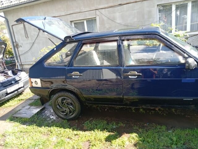 Синий ВАЗ 2109, объемом двигателя 1.3 л и пробегом 36 тыс. км за 680 $, фото 1 на Automoto.ua