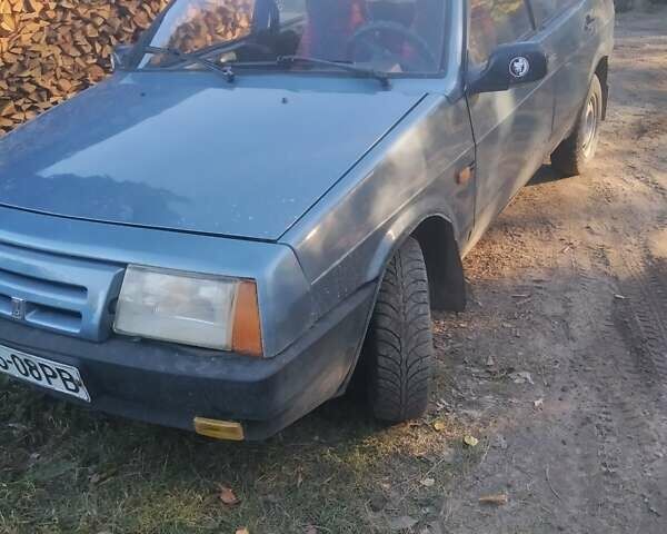 Синий ВАЗ 2109, объемом двигателя 1.3 л и пробегом 200 тыс. км за 900 $, фото 1 на Automoto.ua