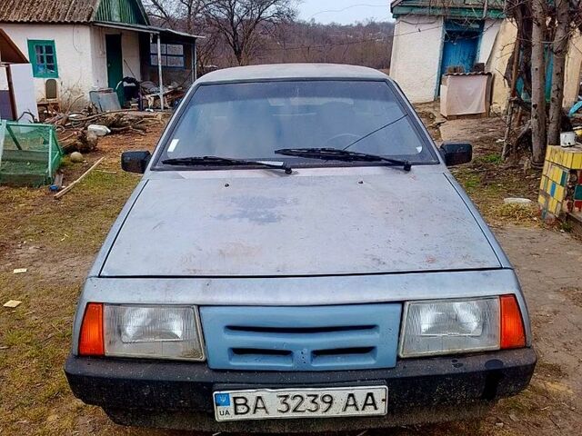 Синий ВАЗ 2109, объемом двигателя 1.3 л и пробегом 230 тыс. км за 700 $, фото 1 на Automoto.ua