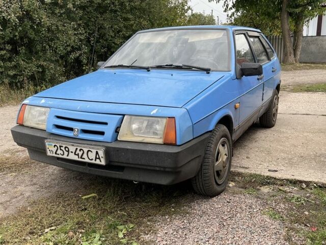 Синий ВАЗ 2109, объемом двигателя 0 л и пробегом 300 тыс. км за 900 $, фото 1 на Automoto.ua