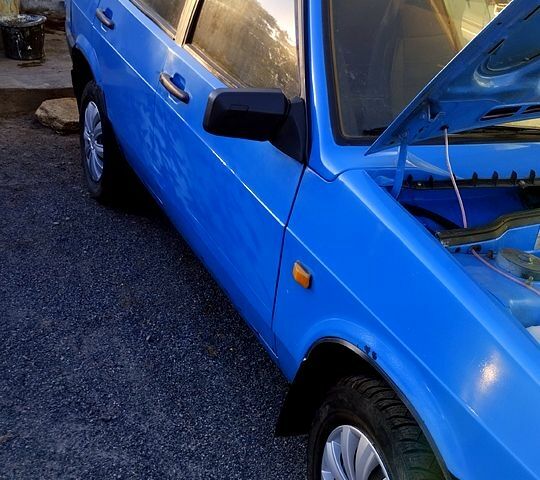 Синий ВАЗ 2109, объемом двигателя 1.3 л и пробегом 92 тыс. км за 900 $, фото 1 на Automoto.ua