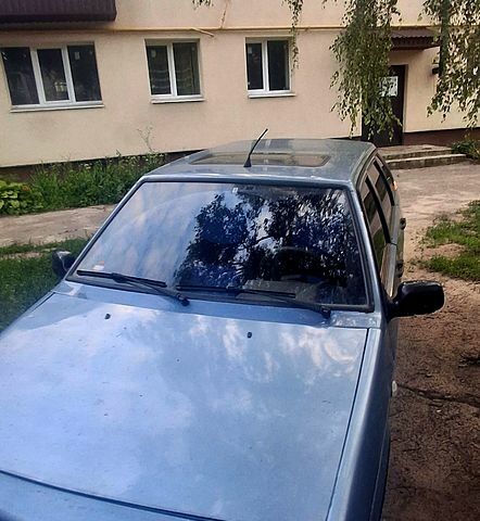 Синий ВАЗ 2109, объемом двигателя 1.3 л и пробегом 100 тыс. км за 900 $, фото 1 на Automoto.ua