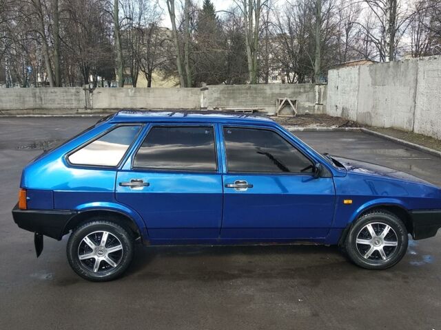 Синий ВАЗ 2109, объемом двигателя 1.5 л и пробегом 100 тыс. км за 2200 $, фото 1 на Automoto.ua