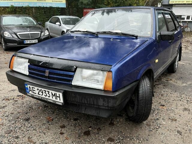 Синий ВАЗ 2109, объемом двигателя 1.5 л и пробегом 250 тыс. км за 900 $, фото 1 на Automoto.ua
