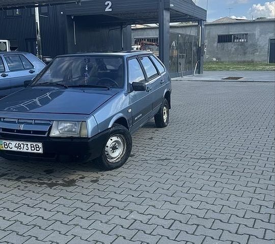 Синий ВАЗ 2109, объемом двигателя 1.3 л и пробегом 370 тыс. км за 562 $, фото 1 на Automoto.ua