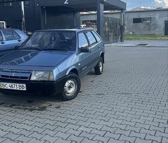 Синий ВАЗ 2109, объемом двигателя 1.3 л и пробегом 370 тыс. км за 562 $, фото 1 на Automoto.ua