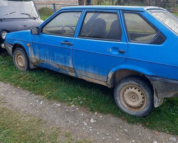 Синий ВАЗ 2109, объемом двигателя 1.5 л и пробегом 200 тыс. км за 350 $, фото 1 на Automoto.ua