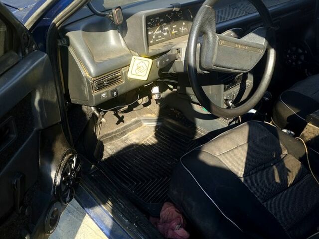 Синий ВАЗ 2109, объемом двигателя 1.5 л и пробегом 200 тыс. км за 1600 $, фото 1 на Automoto.ua