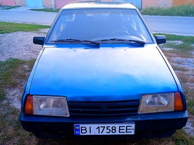 Синій ВАЗ 2109, об'ємом двигуна 1.5 л та пробігом 180 тис. км за 950 $, фото 1 на Automoto.ua