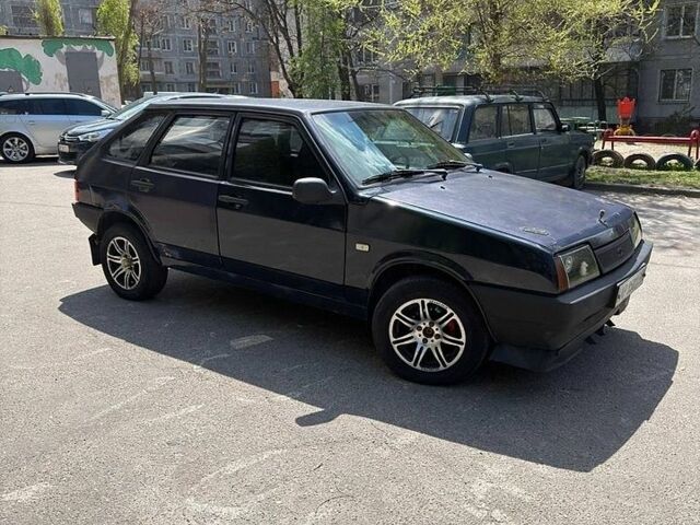 Синий ВАЗ 2109, объемом двигателя 1.5 л и пробегом 80 тыс. км за 1100 $, фото 1 на Automoto.ua