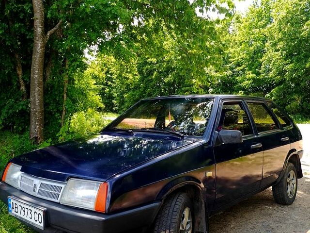 Синий ВАЗ 2109, объемом двигателя 1.5 л и пробегом 180 тыс. км за 1200 $, фото 1 на Automoto.ua