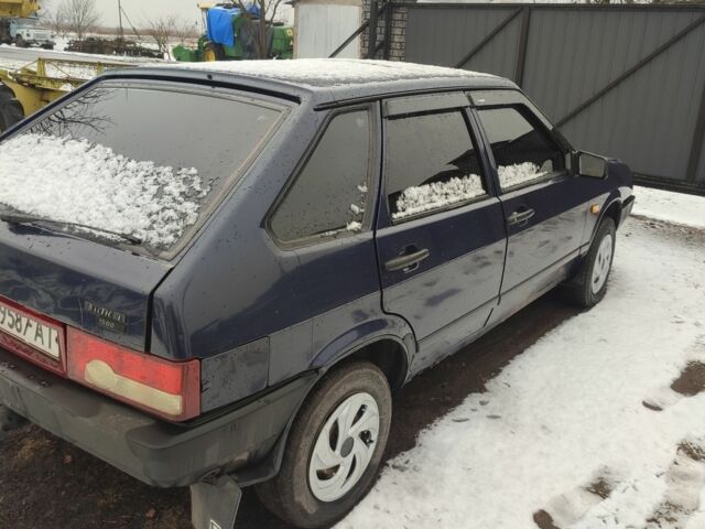Синий ВАЗ 2109, объемом двигателя 1.5 л и пробегом 88 тыс. км за 950 $, фото 1 на Automoto.ua