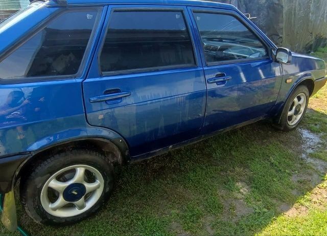 Синий ВАЗ 2109, объемом двигателя 1.5 л и пробегом 198 тыс. км за 1150 $, фото 1 на Automoto.ua