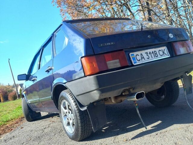 Синий ВАЗ 2109, объемом двигателя 1.45 л и пробегом 350 тыс. км за 1100 $, фото 1 на Automoto.ua