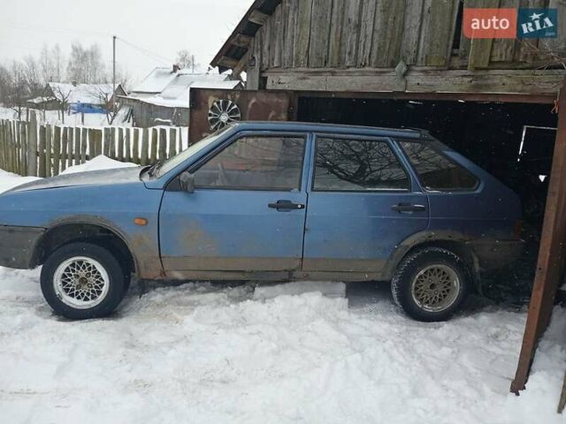 Синий ВАЗ 2109, объемом двигателя 1.5 л и пробегом 359 тыс. км за 650 $, фото 1 на Automoto.ua