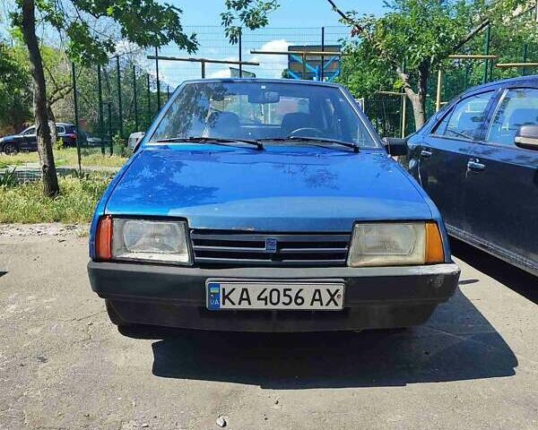 Синий ВАЗ 2109, объемом двигателя 1.5 л и пробегом 255 тыс. км за 864 $, фото 1 на Automoto.ua