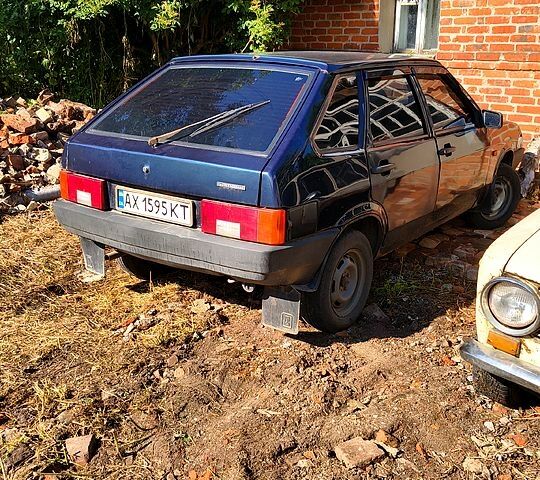 Синій ВАЗ 2109, об'ємом двигуна 1.5 л та пробігом 200 тис. км за 870 $, фото 1 на Automoto.ua