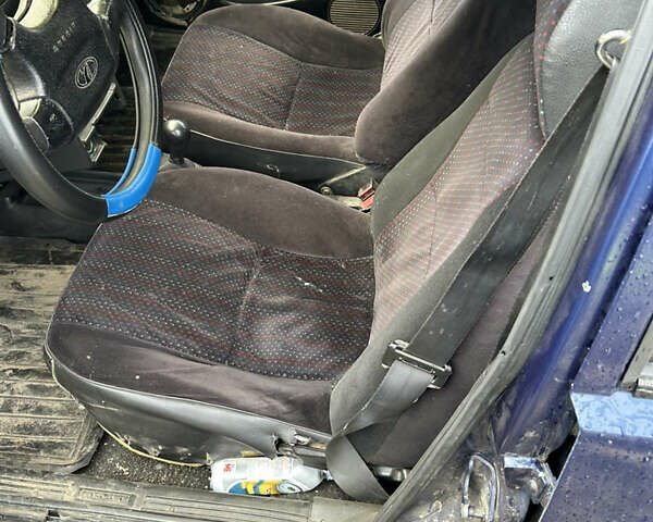 Синий ВАЗ 2109, объемом двигателя 1.5 л и пробегом 300 тыс. км за 750 $, фото 1 на Automoto.ua