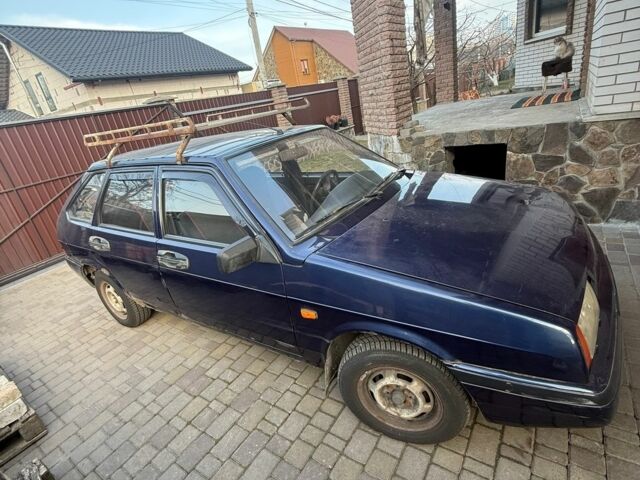 Синий ВАЗ 2109, объемом двигателя 1.5 л и пробегом 168 тыс. км за 1300 $, фото 1 на Automoto.ua