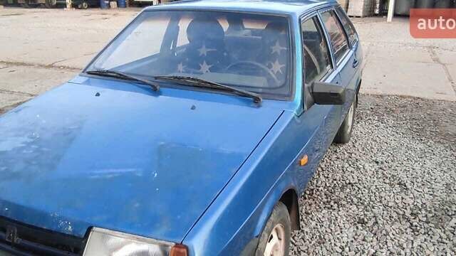 Синий ВАЗ 2109, объемом двигателя 1.5 л и пробегом 220 тыс. км за 755 $, фото 1 на Automoto.ua