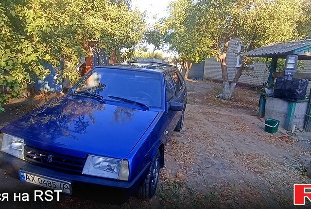 Синий ВАЗ 2109, объемом двигателя 1.5 л и пробегом 200 тыс. км за 850 $, фото 1 на Automoto.ua