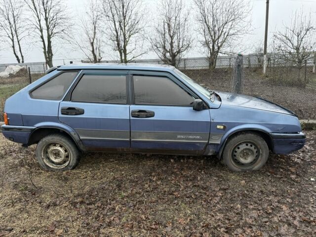 Синий ВАЗ 2109, объемом двигателя 1.6 л и пробегом 127 тыс. км за 650 $, фото 1 на Automoto.ua