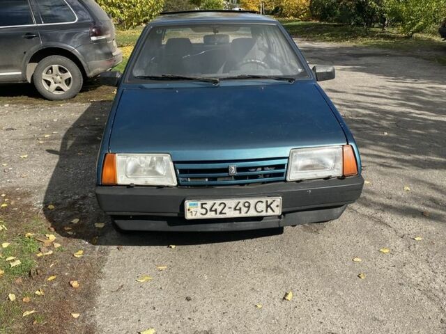 ВАЗ 2109 1999 в Миргороде на Automoto.ua Синий ВАЗ 2109, объемом двигателя 1.5 л и пробегом 190 тыс. км за 556 $, фото 1 на Automoto.ua