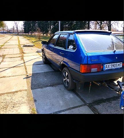 Синий ВАЗ 2109, объемом двигателя 1.5 л и пробегом 210 тыс. км за 2000 $, фото 1 на Automoto.ua