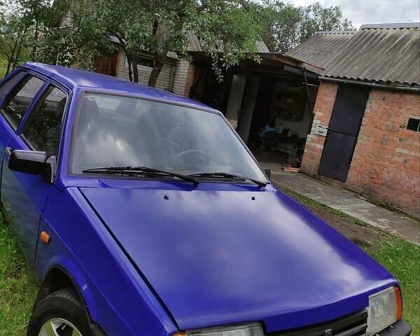 Синий ВАЗ 2109, объемом двигателя 1.5 л и пробегом 198 тыс. км за 1150 $, фото 1 на Automoto.ua