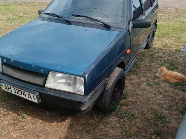 Синий ВАЗ 2109, объемом двигателя 1.5 л и пробегом 100 тыс. км за 800 $, фото 1 на Automoto.ua