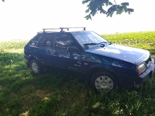 Синий ВАЗ 2109, объемом двигателя 1.5 л и пробегом 213 тыс. км за 2007 $, фото 1 на Automoto.ua