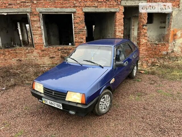 Синій ВАЗ 2109, об'ємом двигуна 1.5 л та пробігом 186 тис. км за 900 $, фото 1 на Automoto.ua