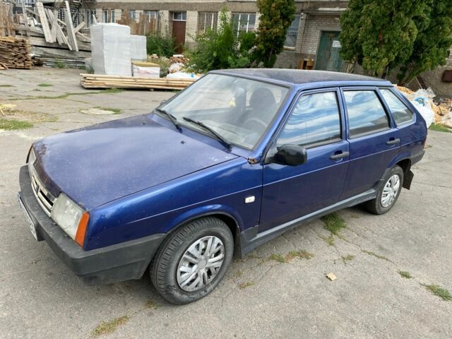 Синий ВАЗ 2109, объемом двигателя 1.5 л и пробегом 300 тыс. км за 649 $, фото 1 на Automoto.ua