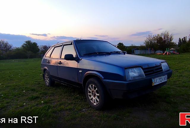 Синий ВАЗ 2109, объемом двигателя 1.5 л и пробегом 200 тыс. км за 1250 $, фото 1 на Automoto.ua