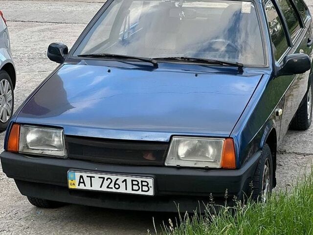 Синий ВАЗ 2109, объемом двигателя 1.5 л и пробегом 512 тыс. км за 1100 $, фото 1 на Automoto.ua
