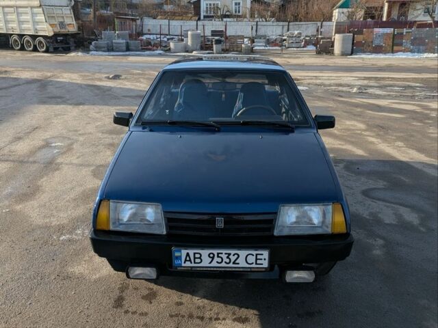 Синий ВАЗ 2109, объемом двигателя 1.5 л и пробегом 181 тыс. км за 1000 $, фото 1 на Automoto.ua