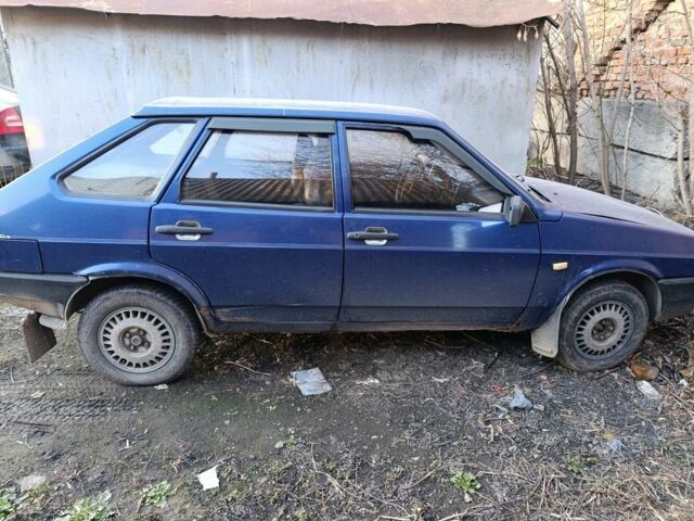 Синій ВАЗ 2109, об'ємом двигуна 1.5 л та пробігом 350 тис. км за 800 $, фото 1 на Automoto.ua