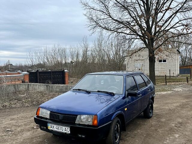 Синий ВАЗ 2109, объемом двигателя 1.5 л и пробегом 333 тыс. км за 900 $, фото 1 на Automoto.ua