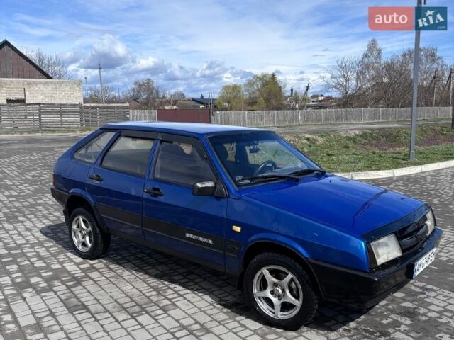 Синий ВАЗ 2109, объемом двигателя 1.5 л и пробегом 250 тыс. км за 1600 $, фото 1 на Automoto.ua
