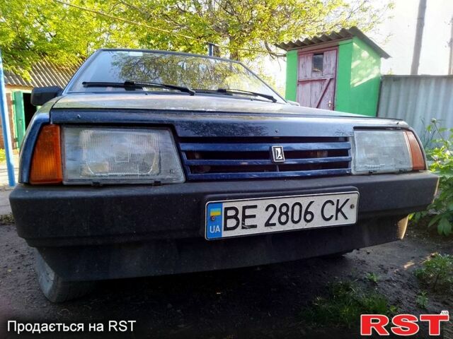 Синий ВАЗ 2109, объемом двигателя 1.5 л и пробегом 200 тыс. км за 1100 $, фото 1 на Automoto.ua