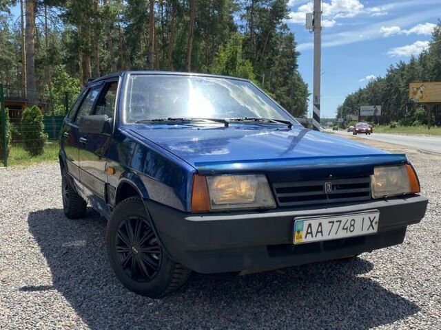 Синий ВАЗ 2109, объемом двигателя 0 л и пробегом 220 тыс. км за 550 $, фото 1 на Automoto.ua