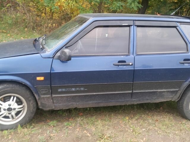 Синій ВАЗ 2109, об'ємом двигуна 1.5 л та пробігом 185 тис. км за 1200 $, фото 1 на Automoto.ua
