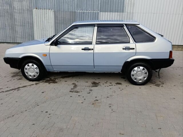 Синий ВАЗ 2109, объемом двигателя 1.5 л и пробегом 107 тыс. км за 2199 $, фото 1 на Automoto.ua