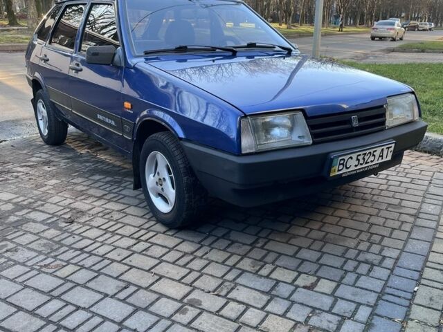 Синий ВАЗ 2109, объемом двигателя 1.5 л и пробегом 400 тыс. км за 1500 $, фото 1 на Automoto.ua